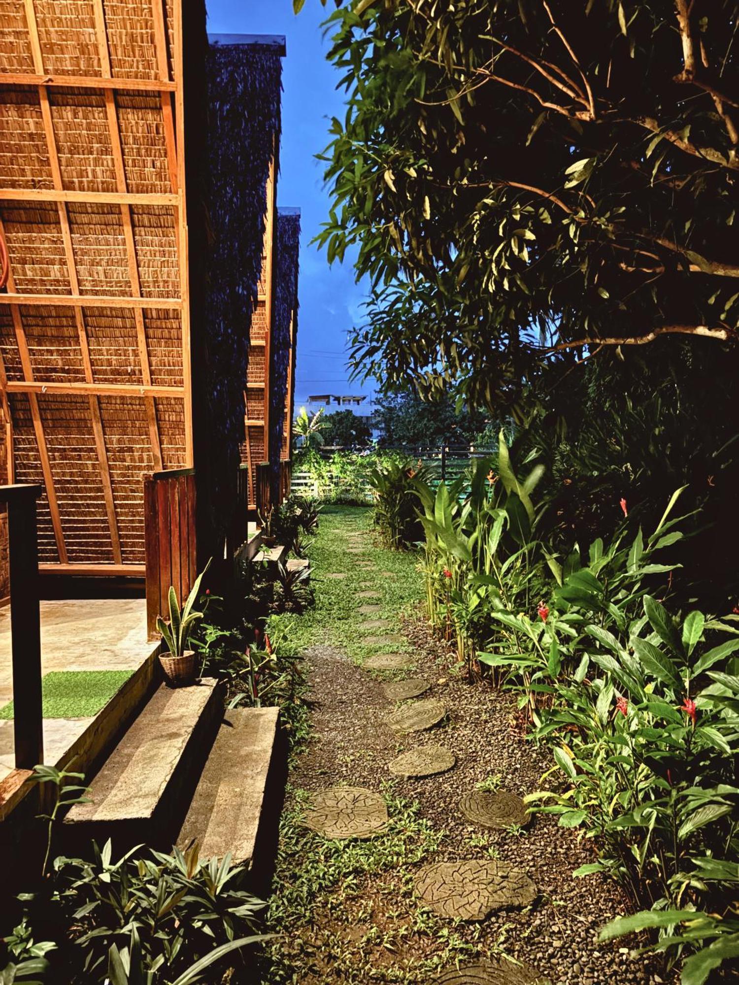 فيلا Triangle Palms Siargao جنرال لونا المظهر الخارجي الصورة
